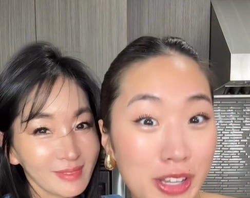 Mother in her 50s mistaken for sister of her child because of smooth, youthful skin – all thanks to these amazing tricks