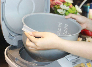 This simple trick will make your white rice fluffy and delicious