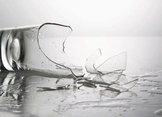 How to Prevent Glass Cups from Cracking or Breaking with Hot Water