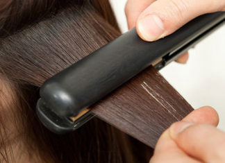 5 Simple Steps to Remove Wrinkles from Clothing Without an Iron