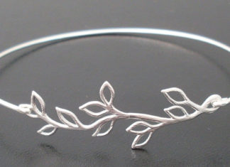 How to Make Jewelry Sparkle Like It’s Brand New