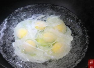 Don’t throw eggs into cold water: Learn a trick to boil eggs that are super delicious and packed with nutrients.