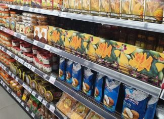 Choosing Healthy and Symbolic Desserts for the Tet Festival