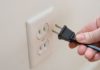 Should You Unplug the Refrigerator Before a Long Trip in Winter?