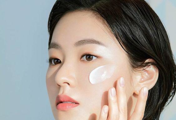 6 Essential Nutrients for Bright, Beautiful Skin and Complete Blackhead Removal
