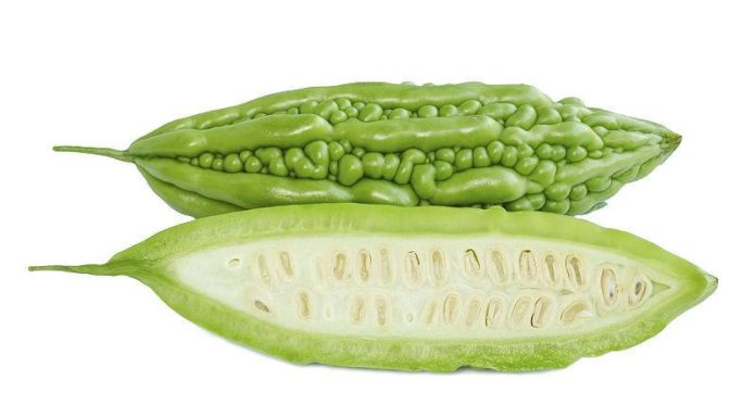 2 Steps to Make Bitter Melon Green, Crispy, and Less Bitter for Everyone