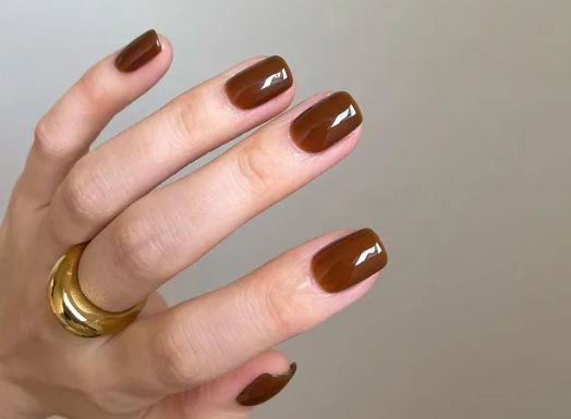 Nail polish colors for the cold season that beauty enthusiasts can’t miss out on