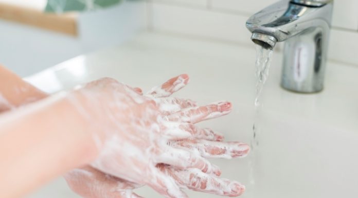 Important skin care principles to remember after popping pimples, the fourth one is crucial