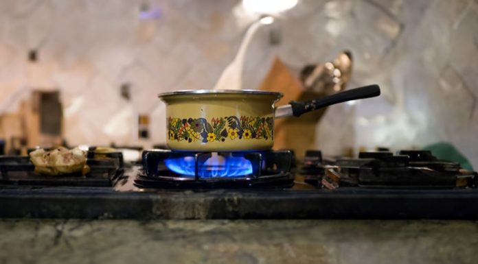 Save 50% on Gas Money with these Clever Tips