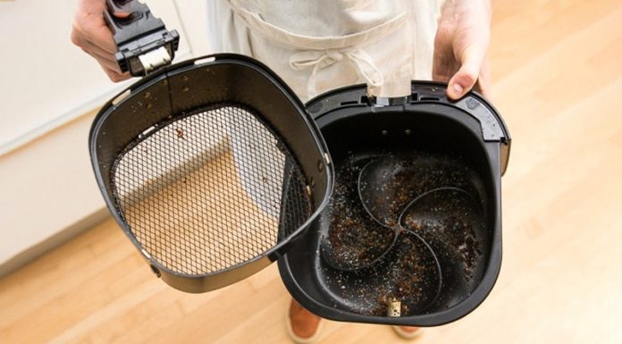 How to Clean an Air Fryer in One Go with Common Household Ingredients