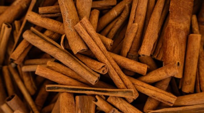 DIY Beauty Care: How to Use Common Kitchen Items for Healthy Skin and Hair