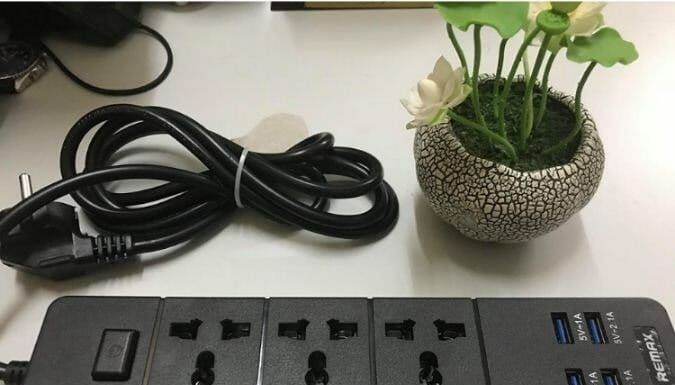 Explaining the Structure of a 3-Pin Electrical Socket and How to Install It at Home