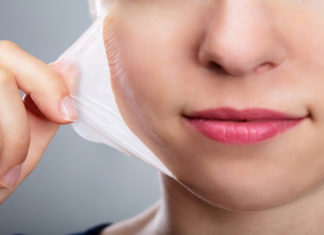 Ways to Easily Peel Mangoes in the Summer According to Experts