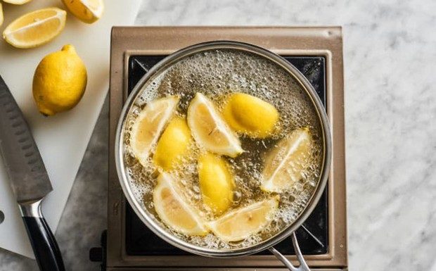 How to Clean Pots and Pans Without a Scrub Brush