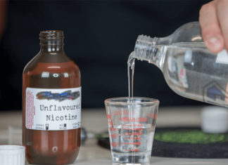 Examining Propylene Glycol in Skin Care: Benefits and Applications