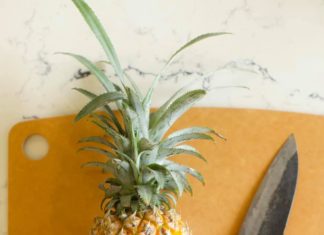 2 Beautiful Ways to Cut Pineapple Like a Pro
