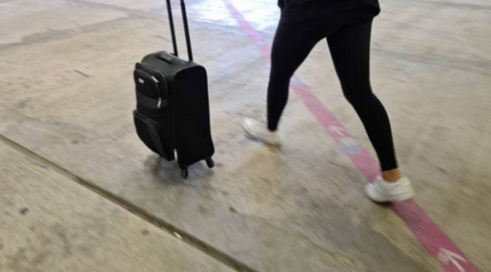 Why you shouldn’t wear leggings on a plane