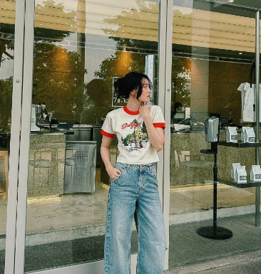 Vietnamese beauties are obsessed with these 4 trendy wide-leg pant styles