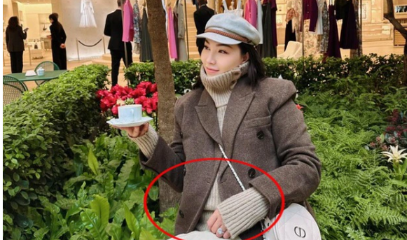 Quỳnh Thư makes a notable move after being rumored to be pregnant with her first child