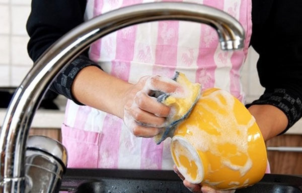 Hazardous Mistakes in Dishwashing that Directly Affect Health
