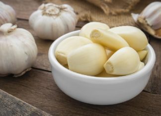 Discover the Incredible Benefits of Soaking Garlic in Wine