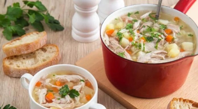 Delicious Soup Made from Leftover Boiled Chicken, Loved by Everyone
