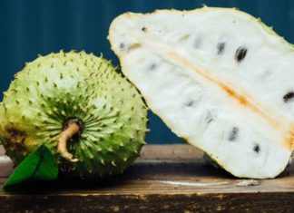 Relax and Rejuvenate: Skin Care Tips for the Tet Holiday with a Fruit Tray