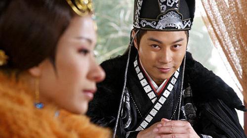 The Ultimate Betrayal: The Depraved Scandal of Lust and Murder in the Royal Harem