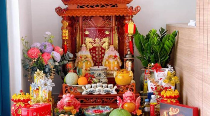 Welcoming the God of Wealth to your home in 2024 for prosperity all year long