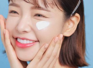 4 Steps for Deep Cleansing Makeup Remover to Purify Your Skin after Tet.