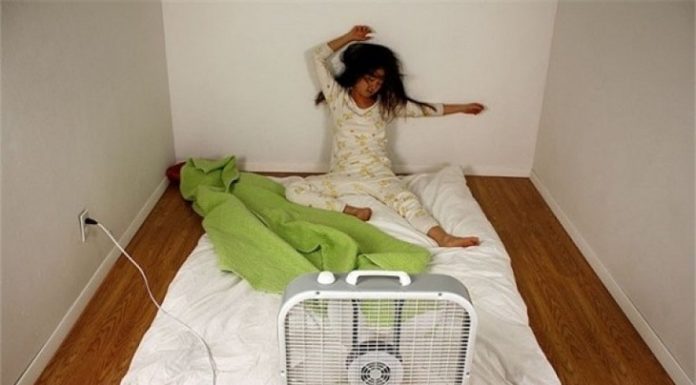 Is It Safe to Point a Fan Toward Yourself While Sleeping?