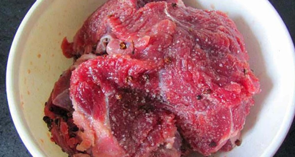 Transforming smelly, tough beef into delicious, tender meat with this secret ingredient