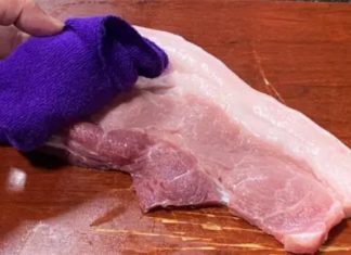 The rationale for sellers using towels to wipe meat