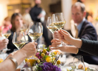 Checklist for Organizing a Year-End Party for the Company: What is it and What Does it Mean?