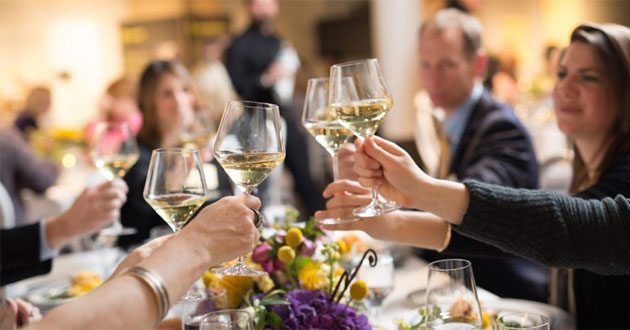 Checklist for Organizing a Year-End Party for the Company: What is it and What Does it Mean?