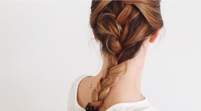 Expert Reveals 5 Secrets to Maintaining Perfectly Defined Curls While Sleeping