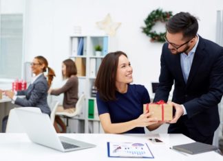 Year-End Gifts to Express Gratitude for Employees