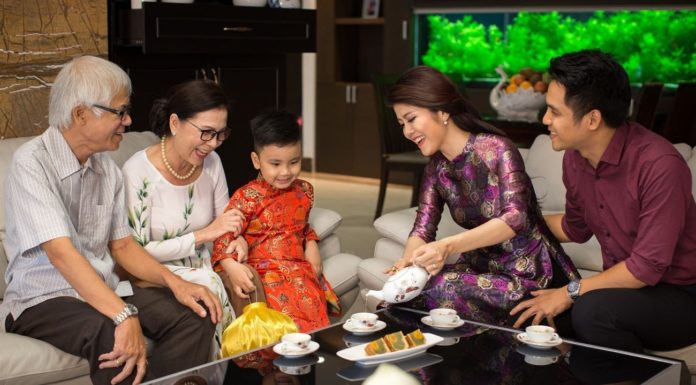 11 Thoughtful and Practical Gifts for Parents-in-Law this Tet Holiday