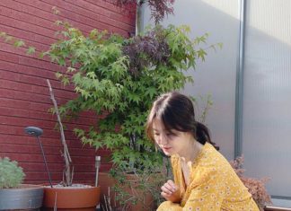 4 Basic Sheath Dresses That Make Women Over 40 Look Years Younger