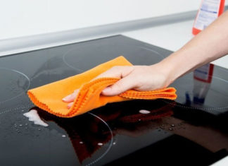 Tips for Cleaning Kitchen Glass Easily and Efficiently