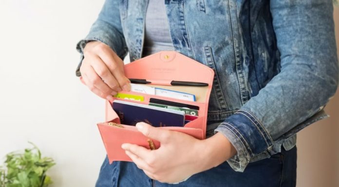 The Umbrella’s Fate: A Feng Shui Master’s Wisdom.