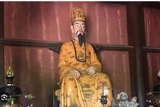 From Prisoner to Emperor: The King’s Remarkable Rise and His Three Royal Sons