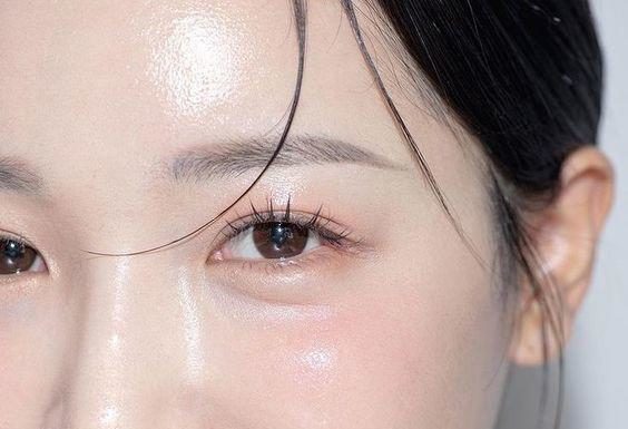 2 Essential Ingredients for Smooth, Glowing Baby-like Skin