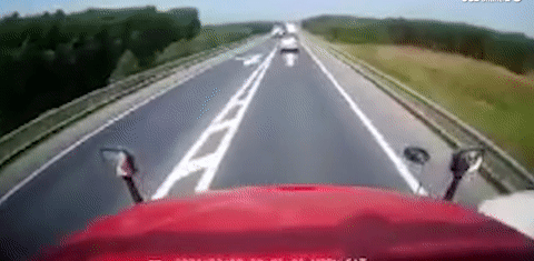 7 Expert Tips for Driving on the Highway