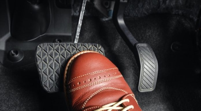 Bad habits that cause drivers to waste fuel