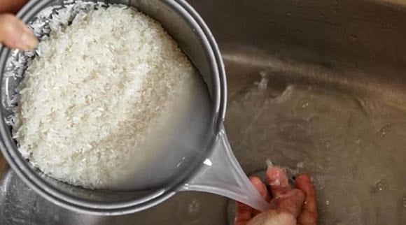 Dumping leftover rice is like throwing away a pile of money, many valuable uses you don’t know about