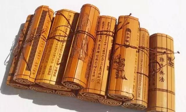 Why did ancient Chinese people write from right to left when everyone else writes from left to right?