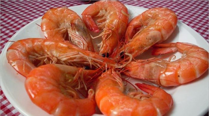 The secret to succulent and flavorful prawns: Don’t stop at removing the water and lemongrass, add this step for juicy, sweet, and non-fishy prawns