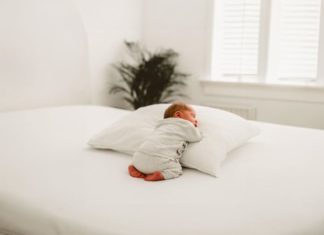 7 Signs of Happy and Successful Future in Infants