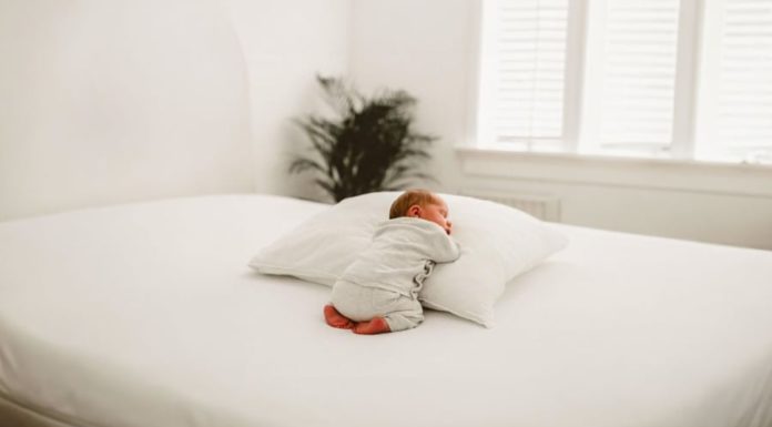 7 Signs of Happy and Successful Future in Infants